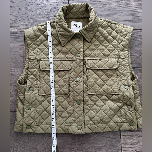 WOMENS  ZARA QUILTED GREEN ARMY VEST JACKET SZ SMALL - Picture 5 of 10